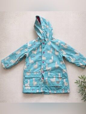 Hatley Kids Llama Raincoat – Size 5